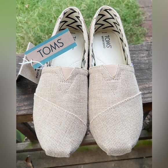 Toms Shoes - TOMS Women's Alpargata Natural Heritage Canvas Slip-On Loafers. Round toe flats